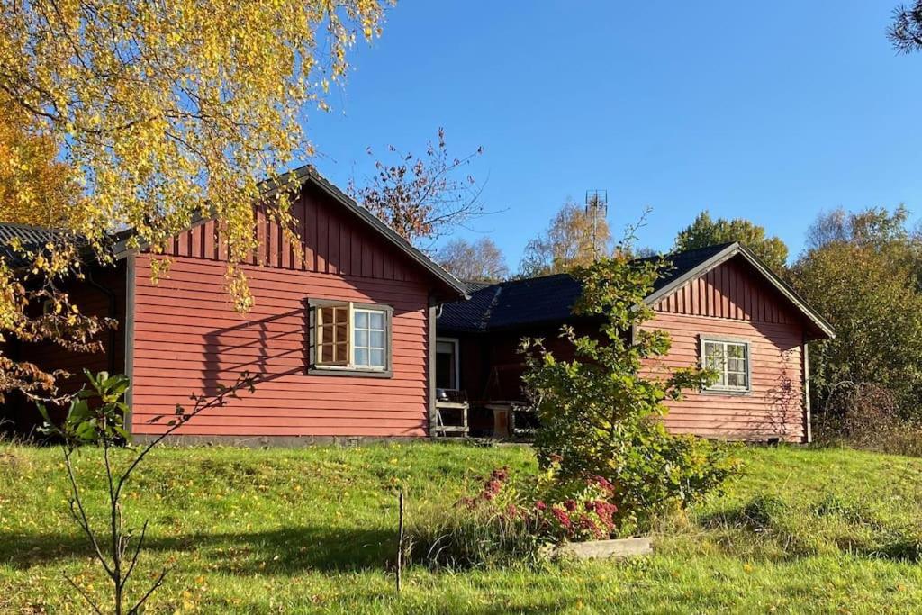 Sagolikt Laege Med Havsutsikt I Roerum Pa Oesterlen Villa Simrishamn Exterior photo