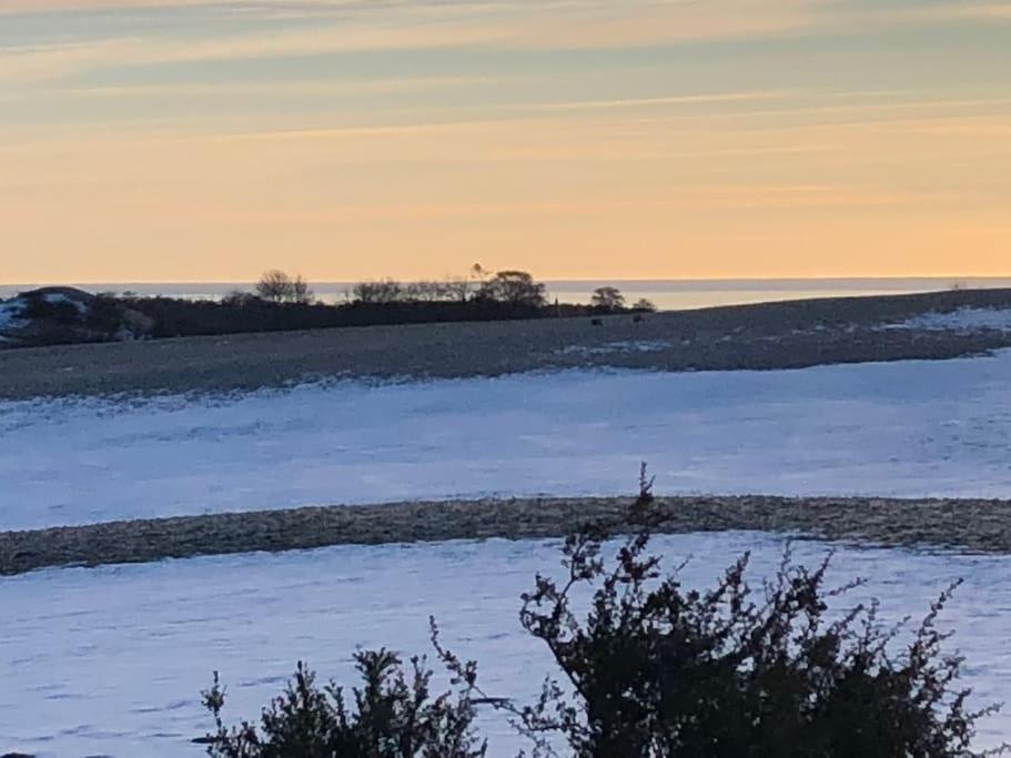 Sagolikt Laege Med Havsutsikt I Roerum Pa Oesterlen Villa Simrishamn Exterior photo