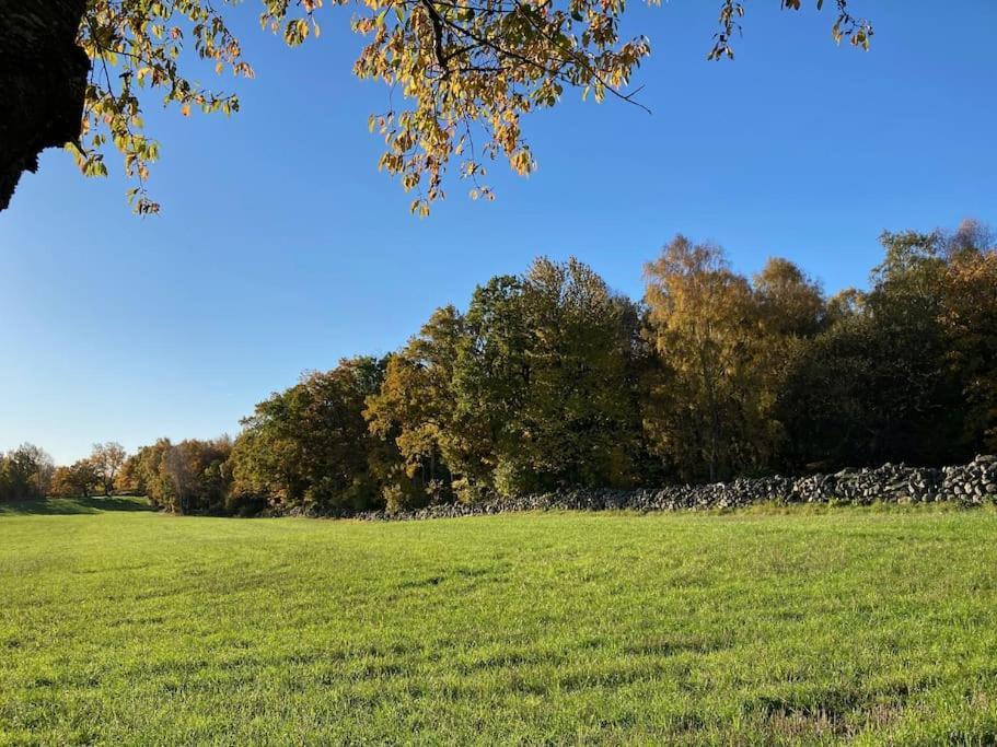 Sagolikt Laege Med Havsutsikt I Roerum Pa Oesterlen Villa Simrishamn Exterior photo